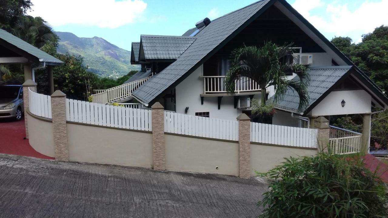 דירות ויקטוריה Shay Lyah Self Catering מראה חיצוני תמונה
